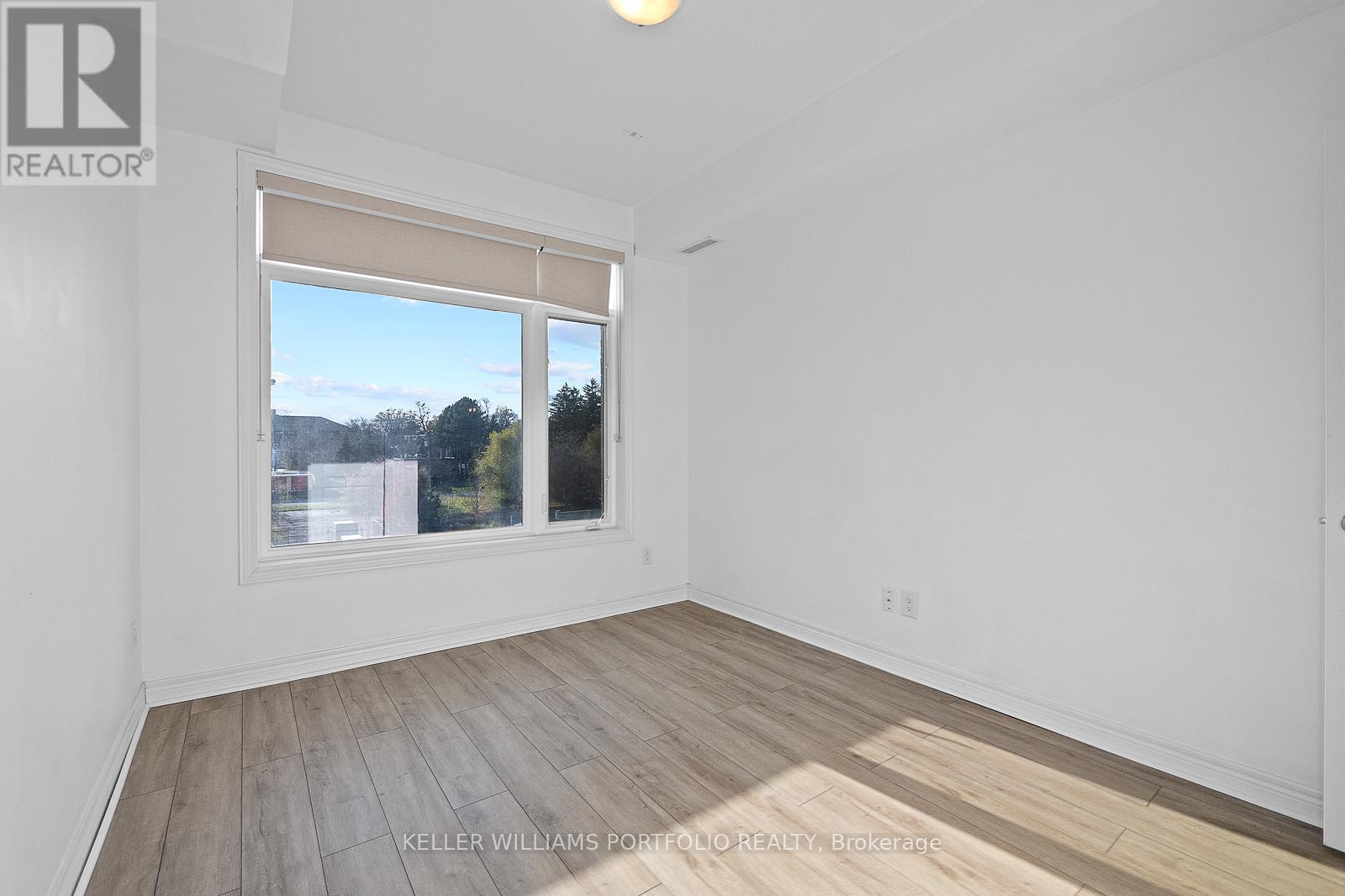 322 - 457 Plains Road E, Burlington, ON - Indoor Photo Showing Other Room