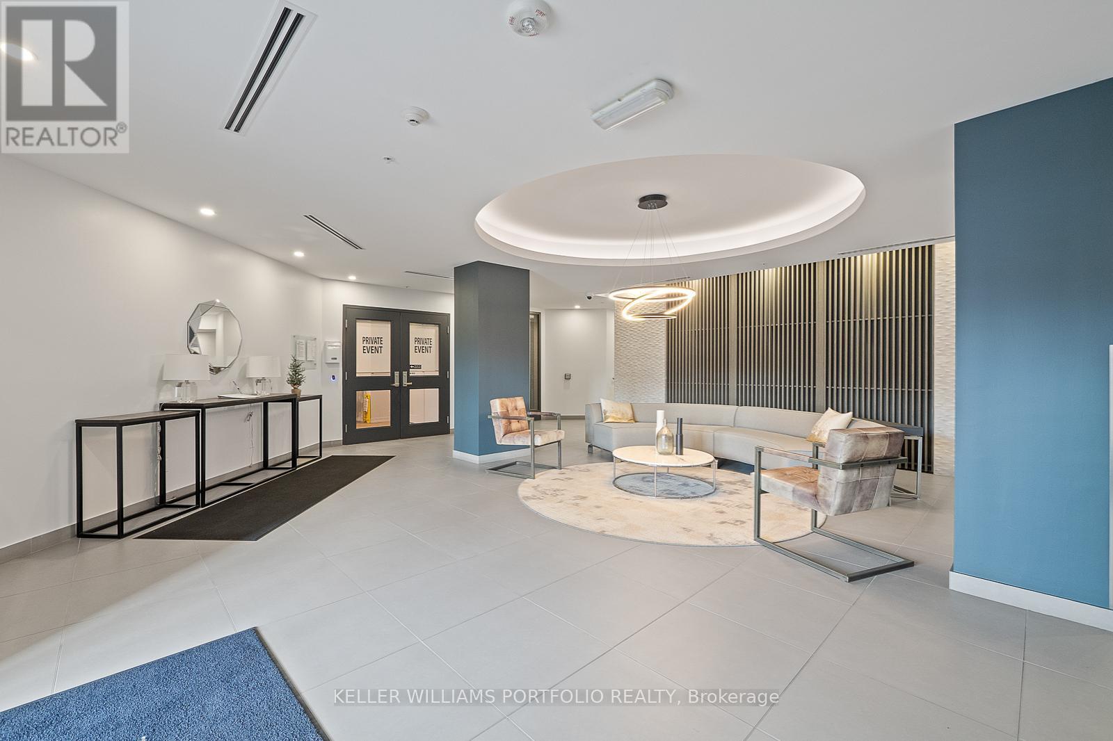 322 - 457 Plains Road E, Burlington, ON - Indoor Photo Showing Other Room