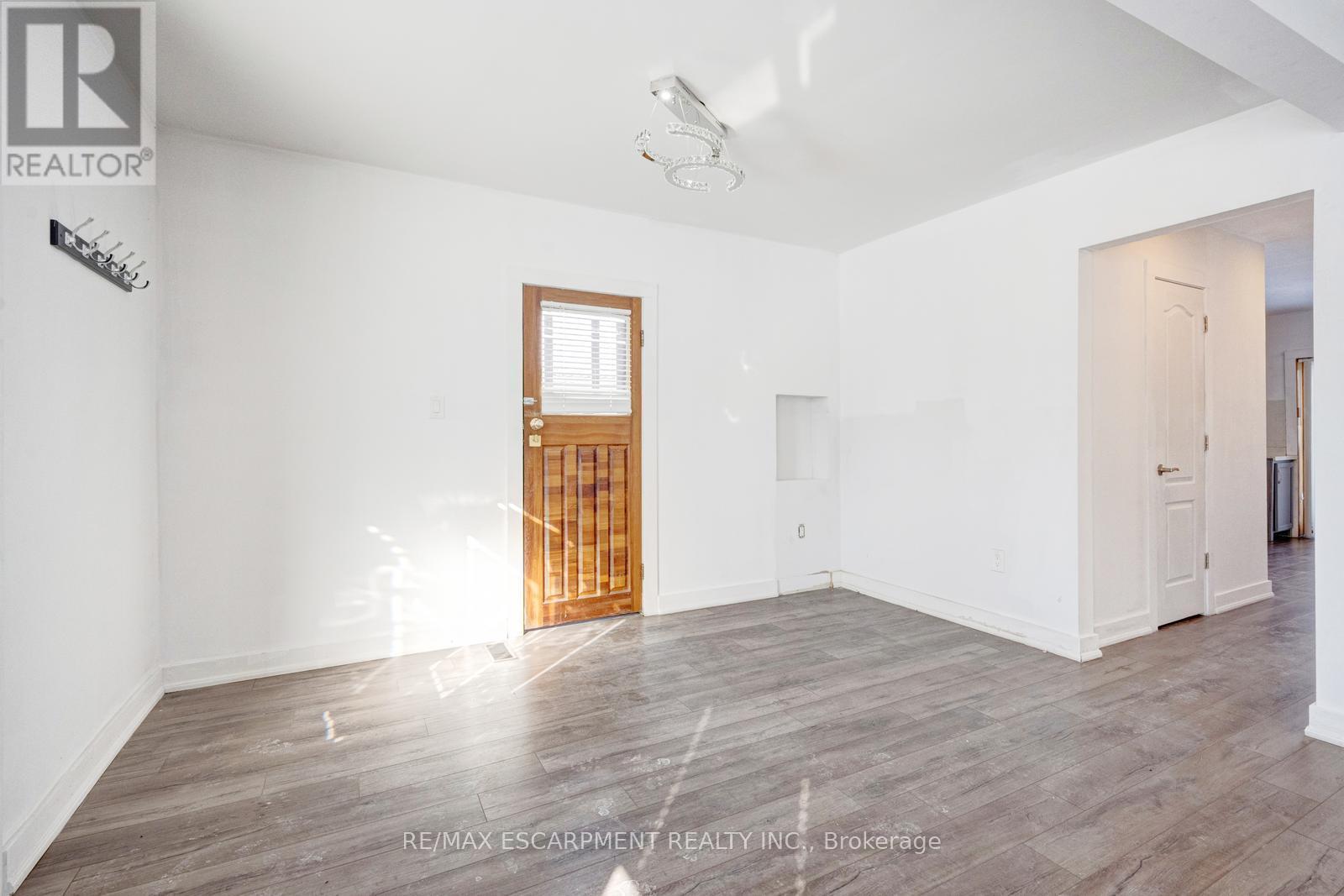 1099 Ogden Avenue, Mississauga, ON - Indoor Photo Showing Other Room