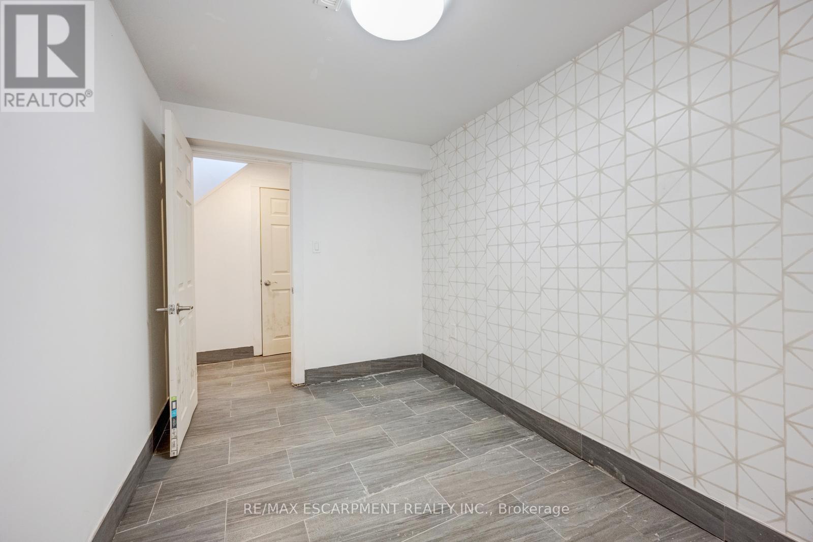 1099 Ogden Avenue, Mississauga, ON - Indoor Photo Showing Other Room