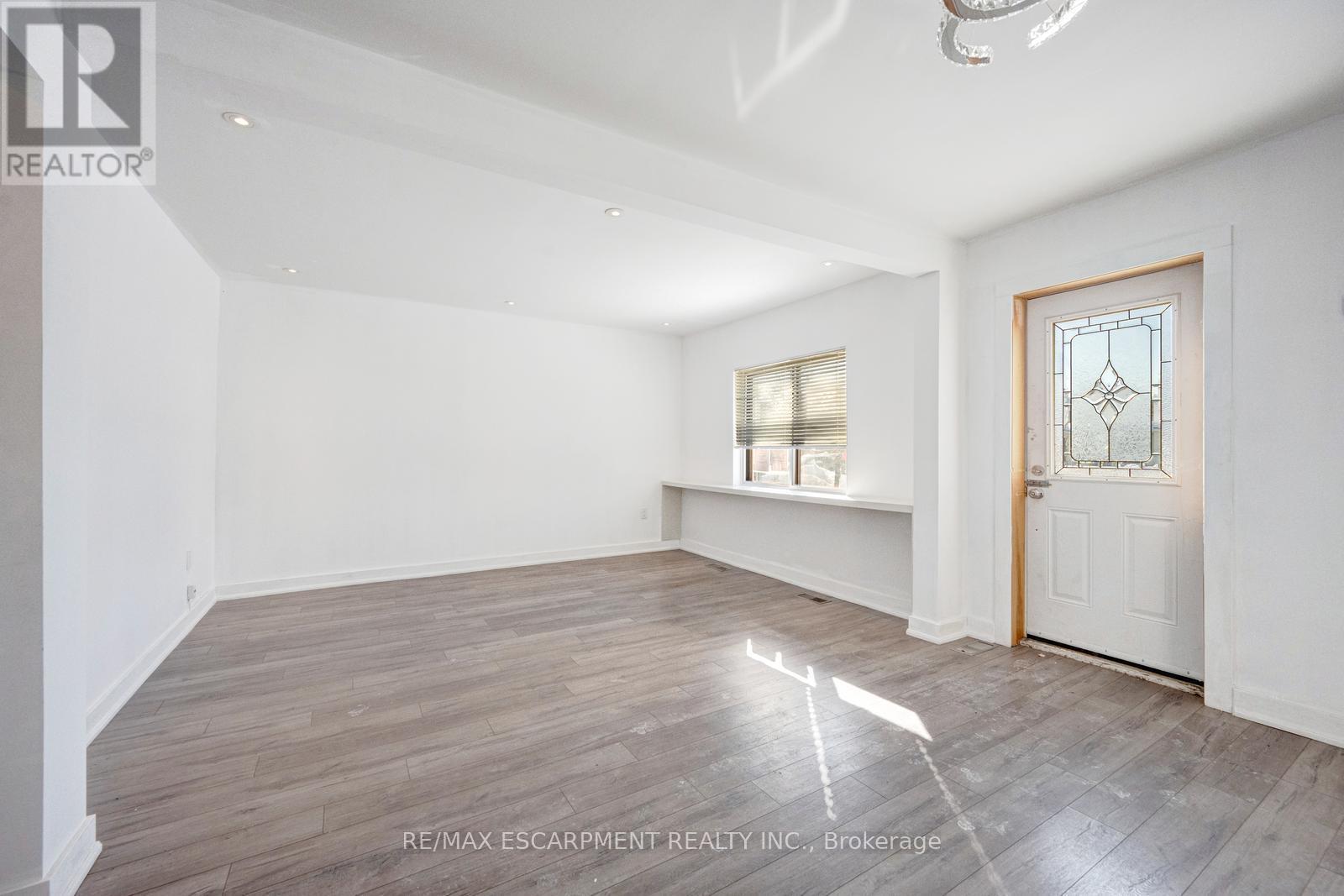 1099 Ogden Avenue, Mississauga, ON - Indoor Photo Showing Other Room