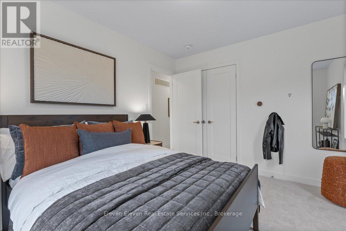 18 - 42 Lowes Road, Guelph, ON - Indoor Photo Showing Bedroom