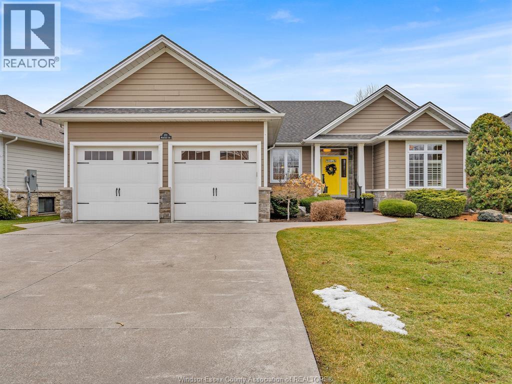 171 Woodycrest Avenue, Kingsville, ON - Outdoor With Facade