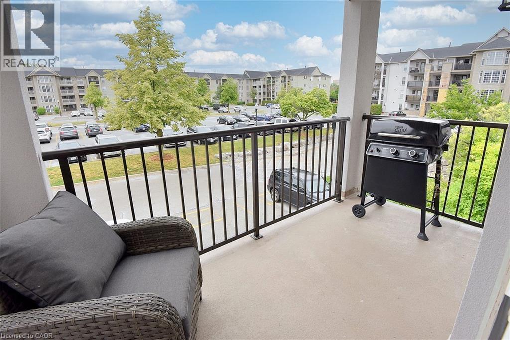1411 Walkers Line Unit# 202, Burlington, ON - Outdoor With Balcony