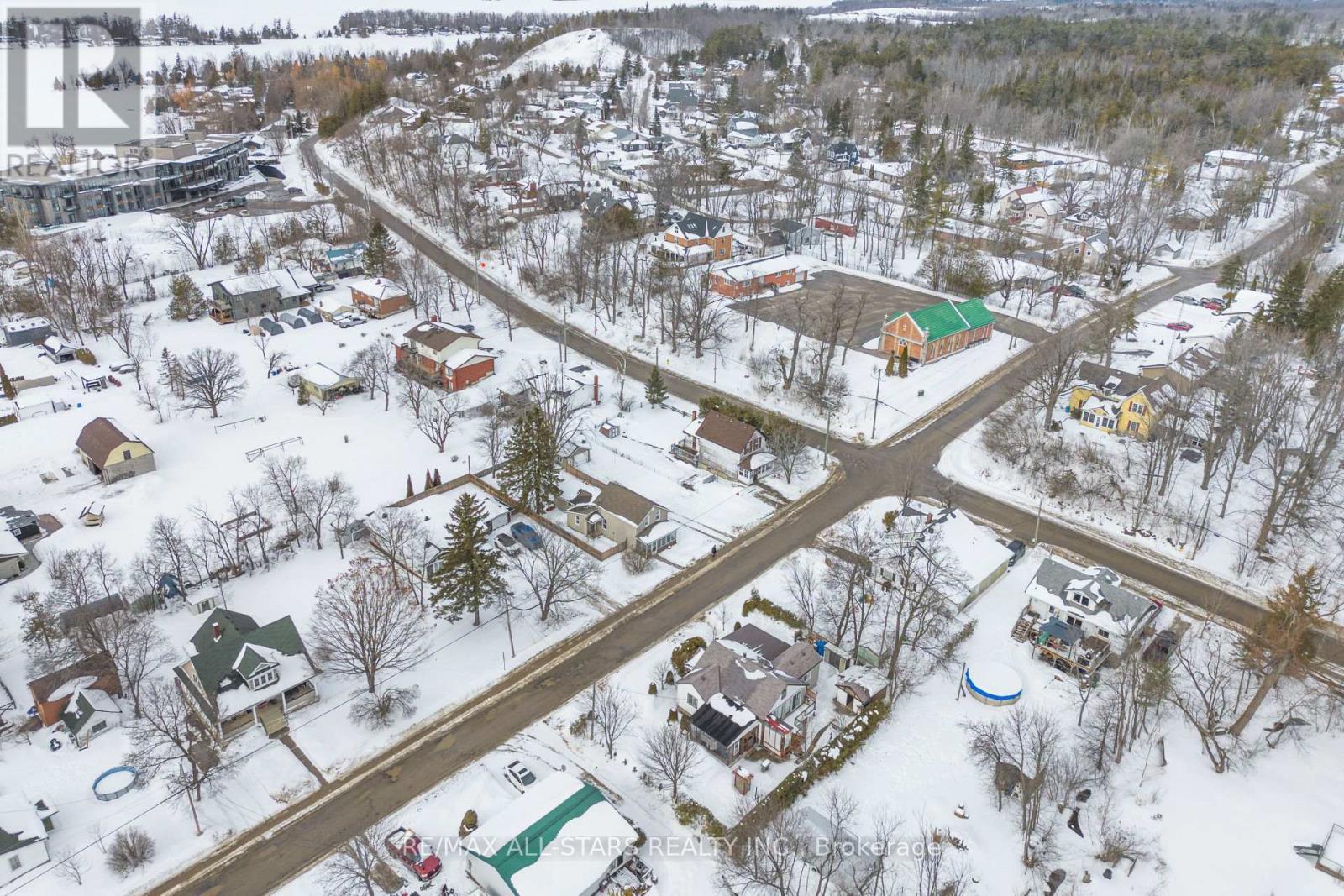 33 John Street, Kawartha Lakes (Fenelon Falls), ON -