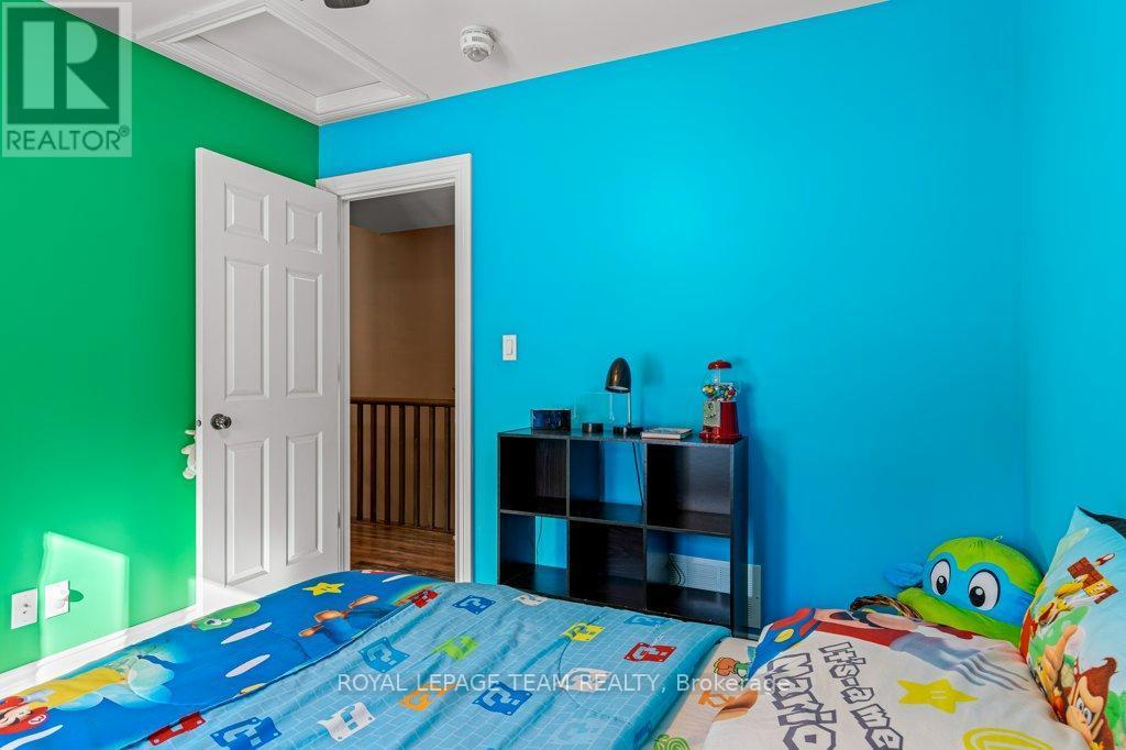 8094 County Road 44 Road, Edwardsburgh/Cardinal, ON - Indoor Photo Showing Bedroom