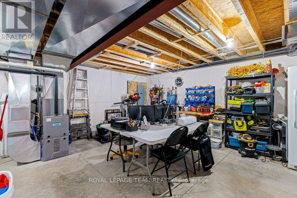 8094 County Road 44 Road, Edwardsburgh/Cardinal, ON - Indoor Photo Showing Basement