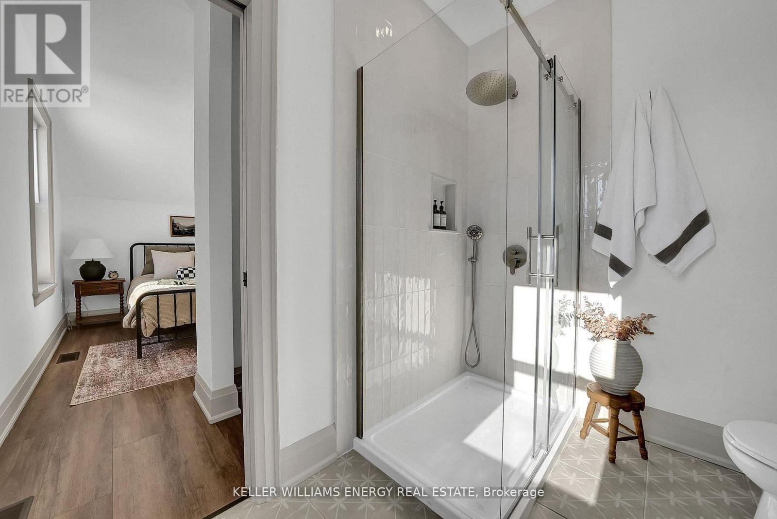 186 Durham Street, Cobourg, ON - Indoor Photo Showing Bathroom