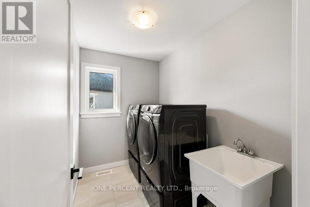 Laundry Room - 26 Stanzel Drive, Carleton Place, ON - Indoor Photo Showing Laundry Room