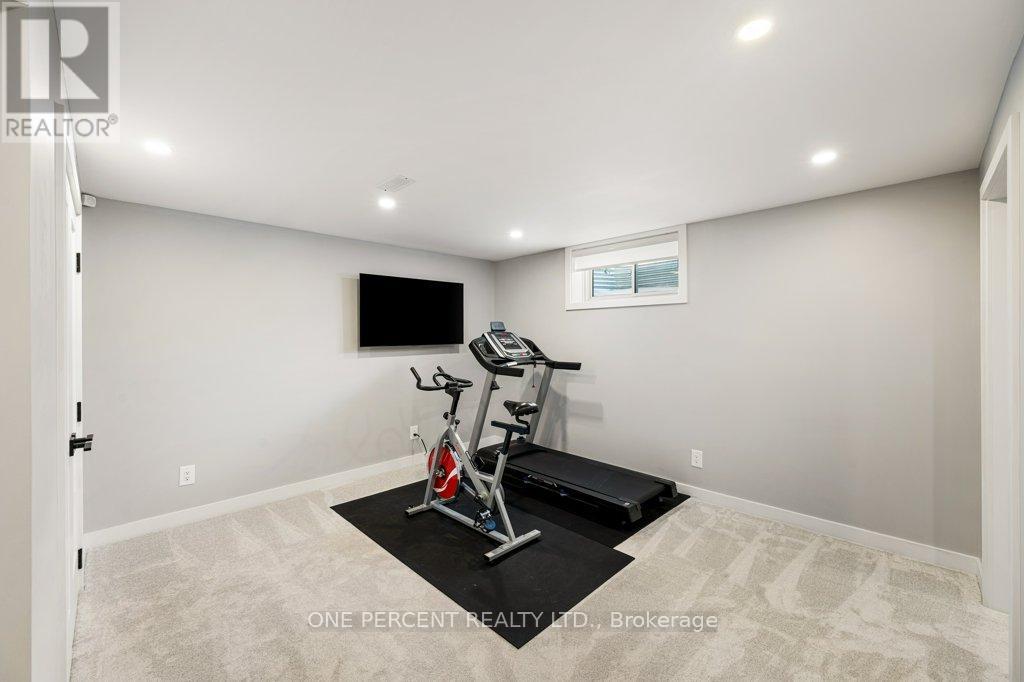 Family Room - 26 Stanzel Drive, Carleton Place, ON - Indoor Photo Showing Gym Room