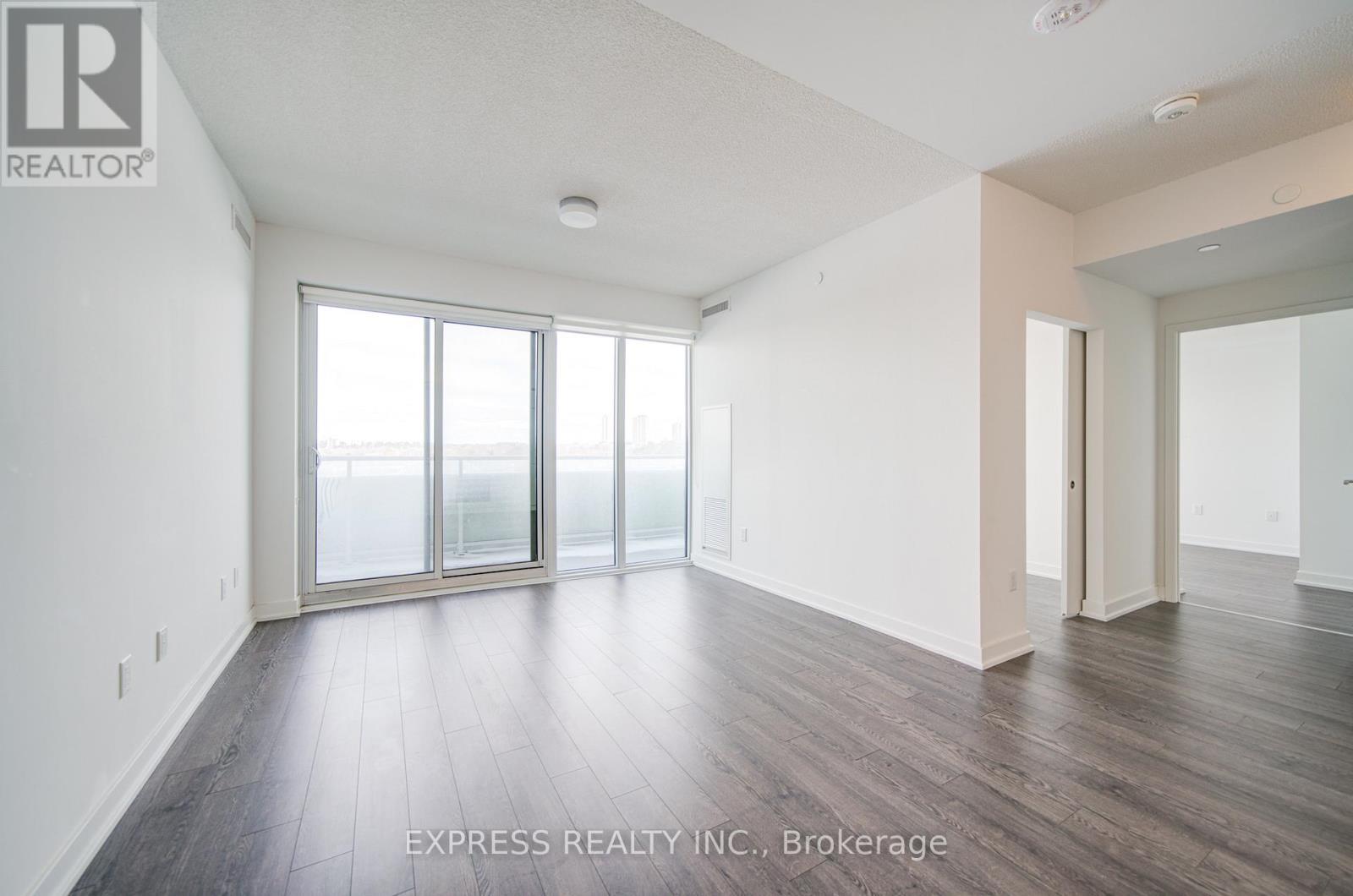 327 - 20 O'Neill Road, Toronto, ON - Indoor Photo Showing Other Room