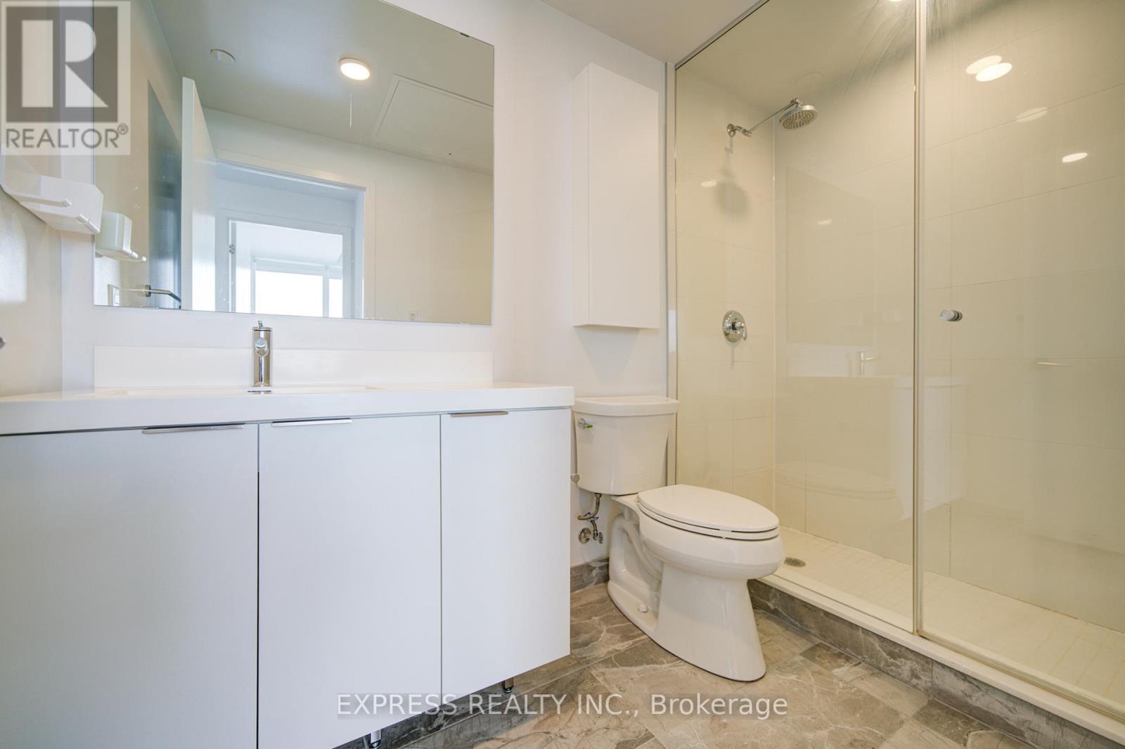 327 - 20 O'Neill Road, Toronto, ON - Indoor Photo Showing Bathroom
