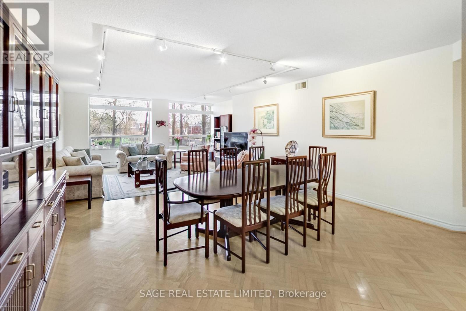 207 - 1177 Yonge Street, Toronto, ON - Indoor Photo Showing Dining Room
