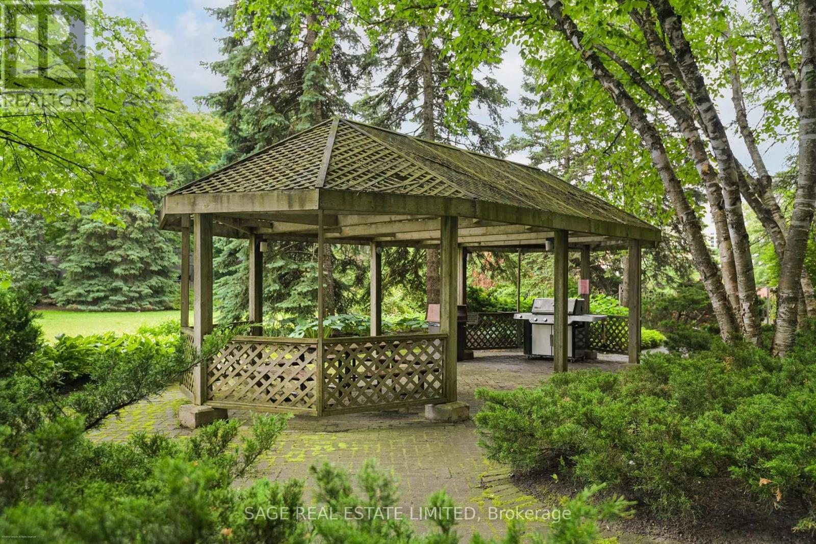 207 - 1177 Yonge Street, Toronto, ON - Outdoor