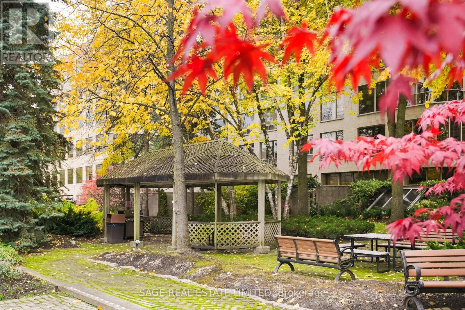 207 - 1177 Yonge Street, Toronto, ON - Outdoor