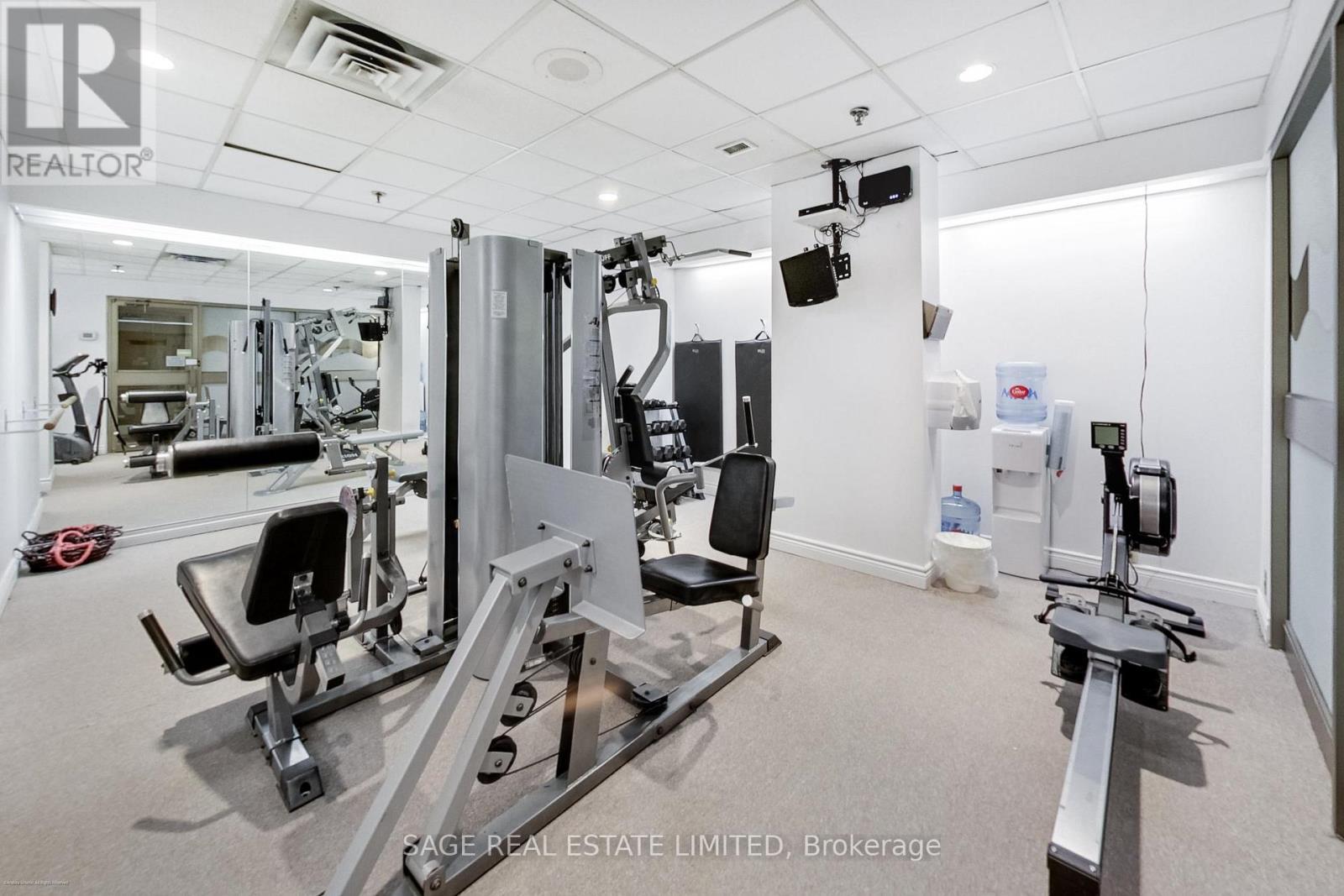 207 - 1177 Yonge Street, Toronto, ON - Indoor Photo Showing Gym Room