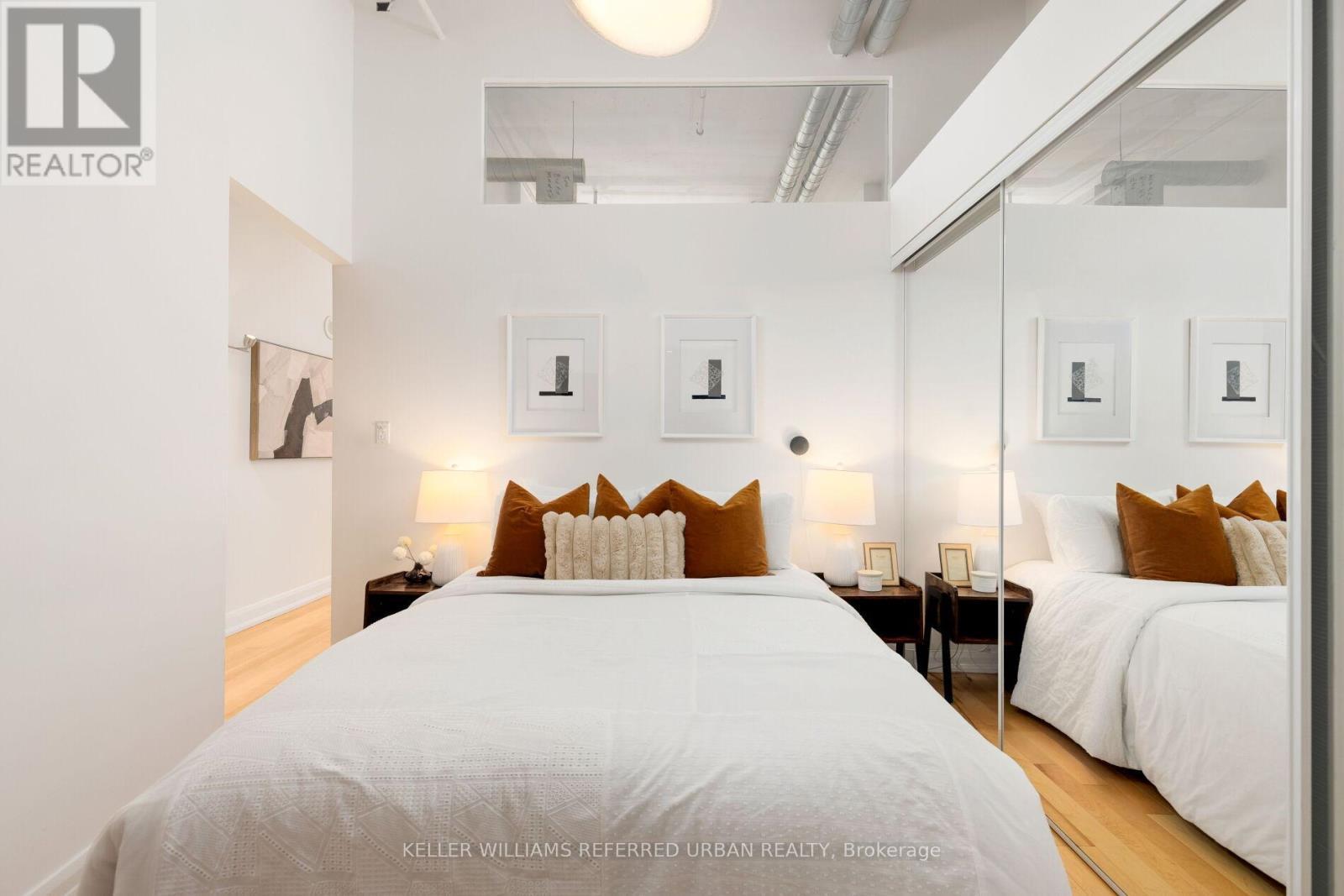 804 - 700 King Street, Toronto, ON - Indoor Photo Showing Bedroom