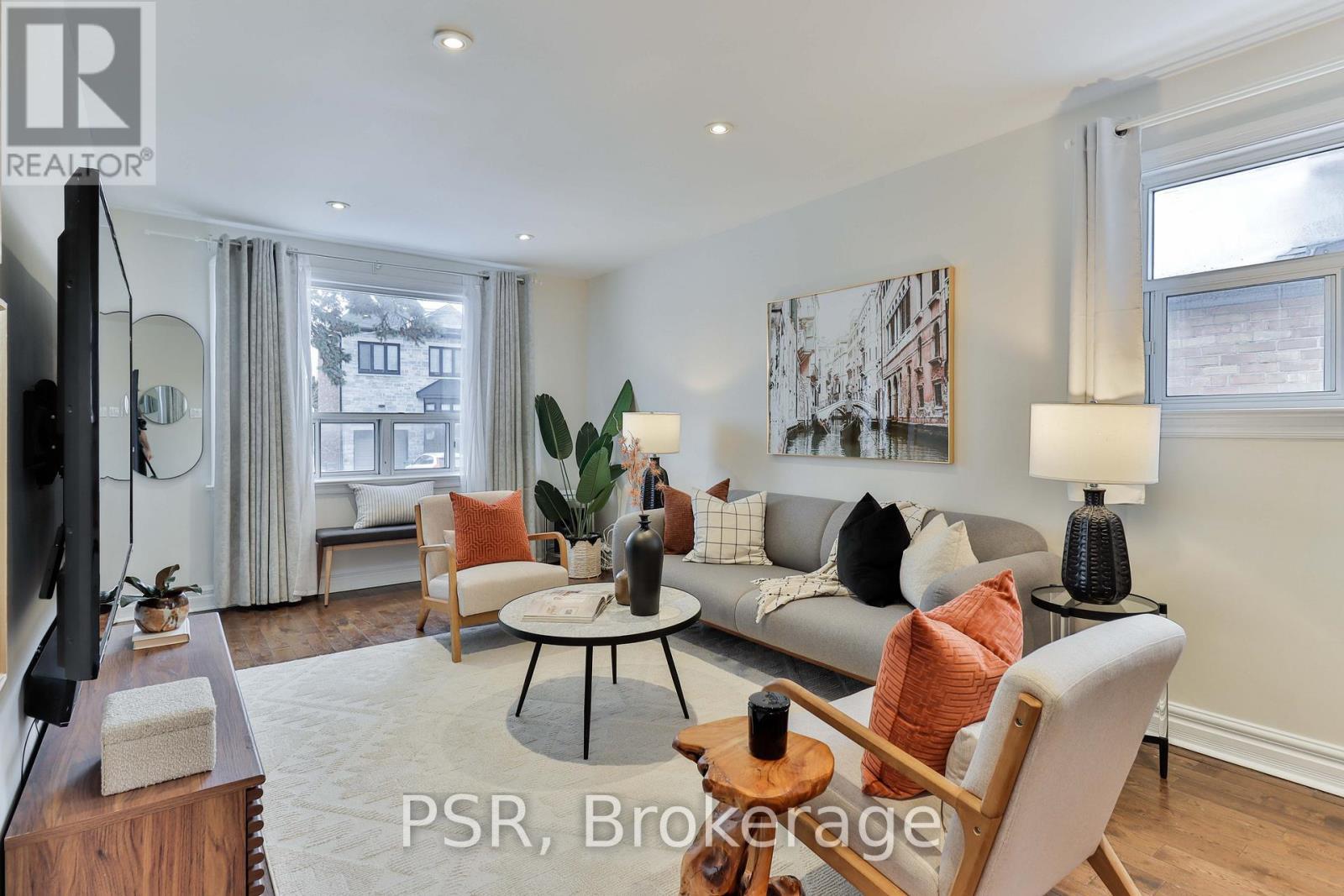 46 Galbraith Avenue, Toronto, ON - Indoor Photo Showing Living Room
