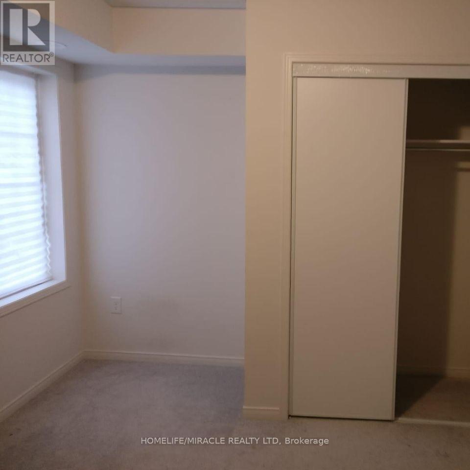 84 Sarita Path, Oshawa, ON - Indoor Photo Showing Other Room