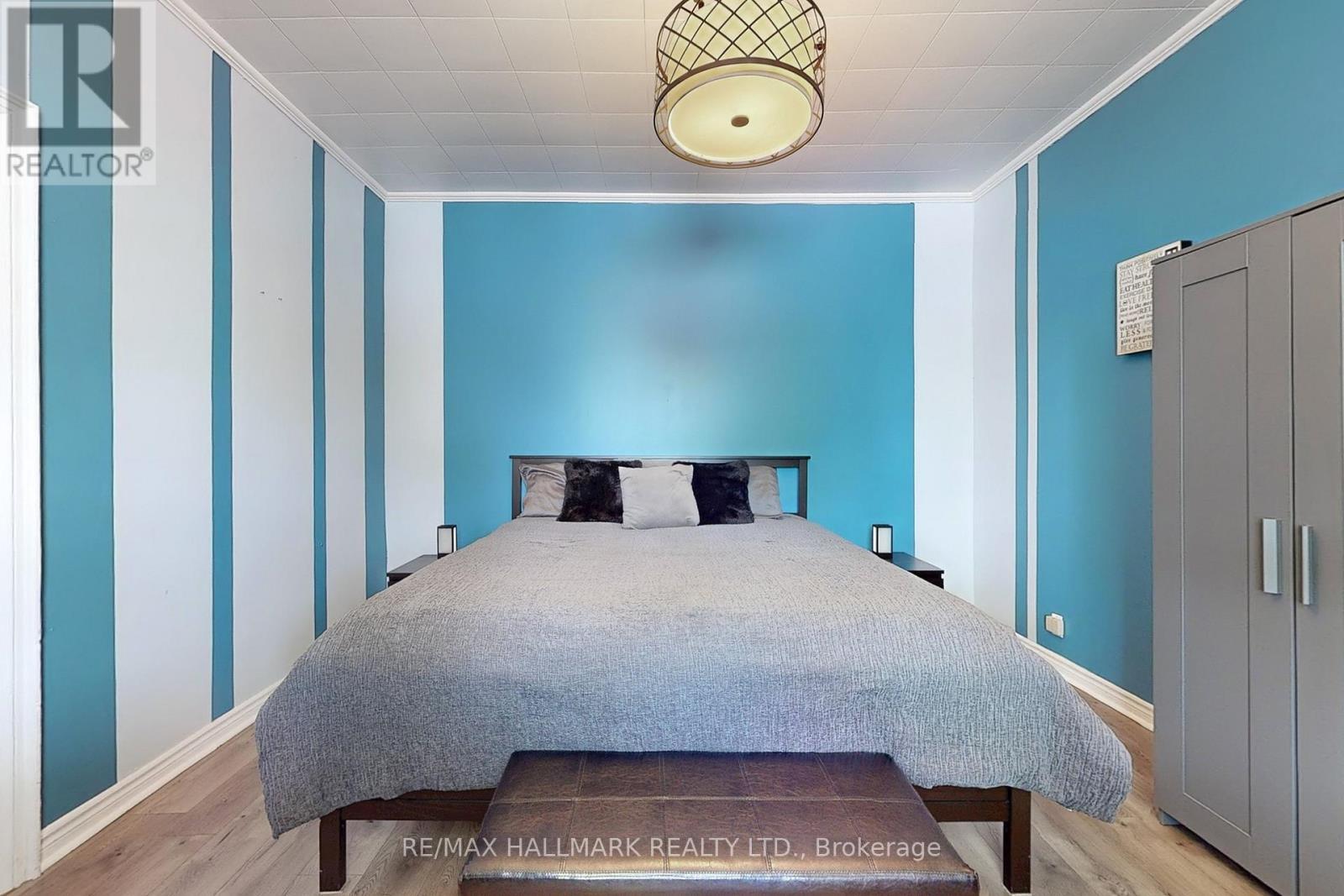 178 Barrie Street, Bradford West Gwillimbury, ON - Indoor Photo Showing Bedroom