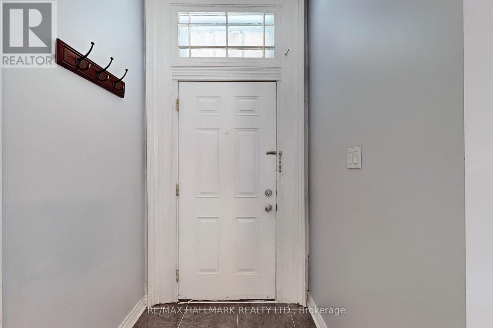 178 Barrie Street, Bradford West Gwillimbury, ON - Indoor Photo Showing Other Room