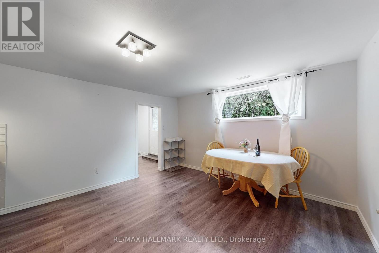 178 Barrie Street, Bradford West Gwillimbury, ON - Indoor Photo Showing Dining Room