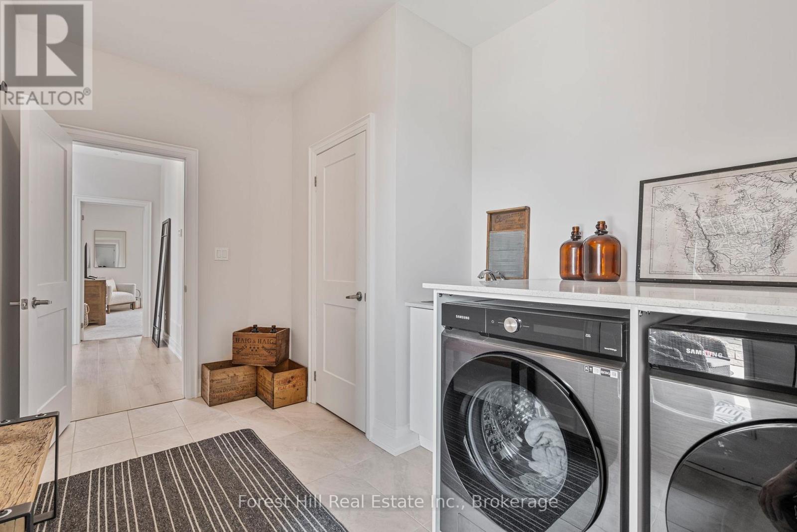 87 Goldie Court, Blue Mountains, ON - Indoor Photo Showing Laundry Room