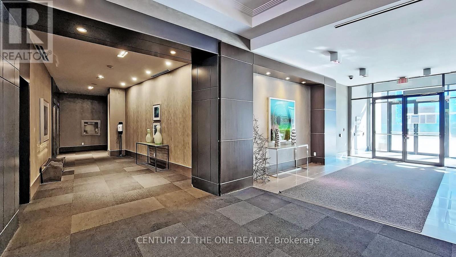 304F - 8130 Birchmount Road, Markham, ON - Indoor Photo Showing Other Room