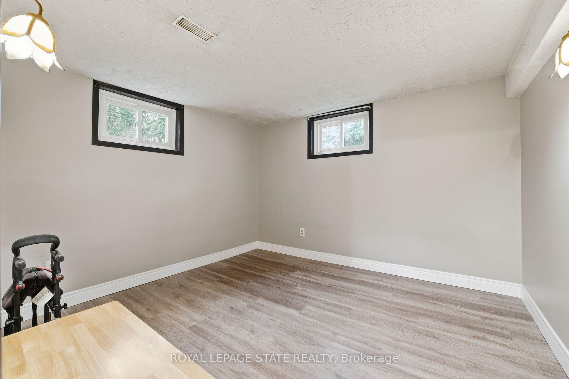 298 Sanatorium Road, Hamilton, ON - Indoor Photo Showing Other Room