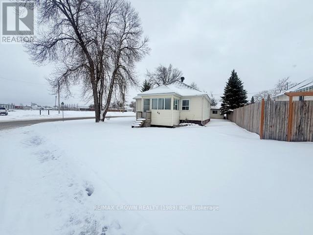 60 Egerton Street, Kapuskasing, ON - Outdoor