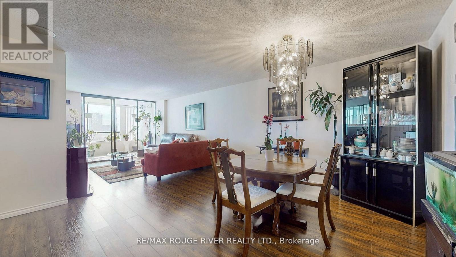 901 - 131 Torresdale Avenue, Toronto, ON - Indoor Photo Showing Dining Room