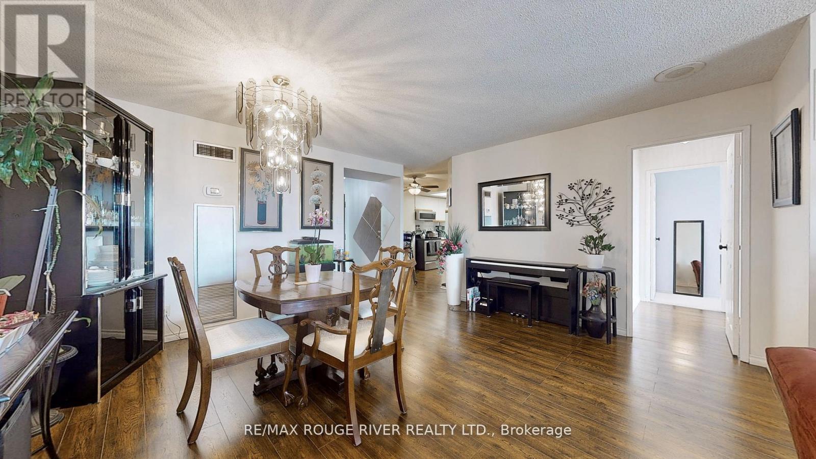 901 - 131 Torresdale Avenue, Toronto, ON - Indoor Photo Showing Dining Room