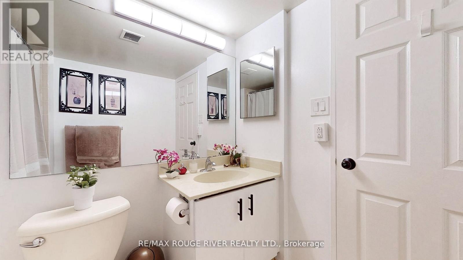 901 - 131 Torresdale Avenue, Toronto, ON - Indoor Photo Showing Bathroom