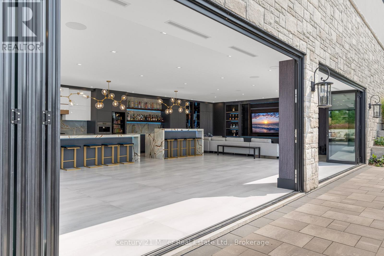 214 Jerseyville Road, Brantford, ON - Indoor Photo Showing Other Room