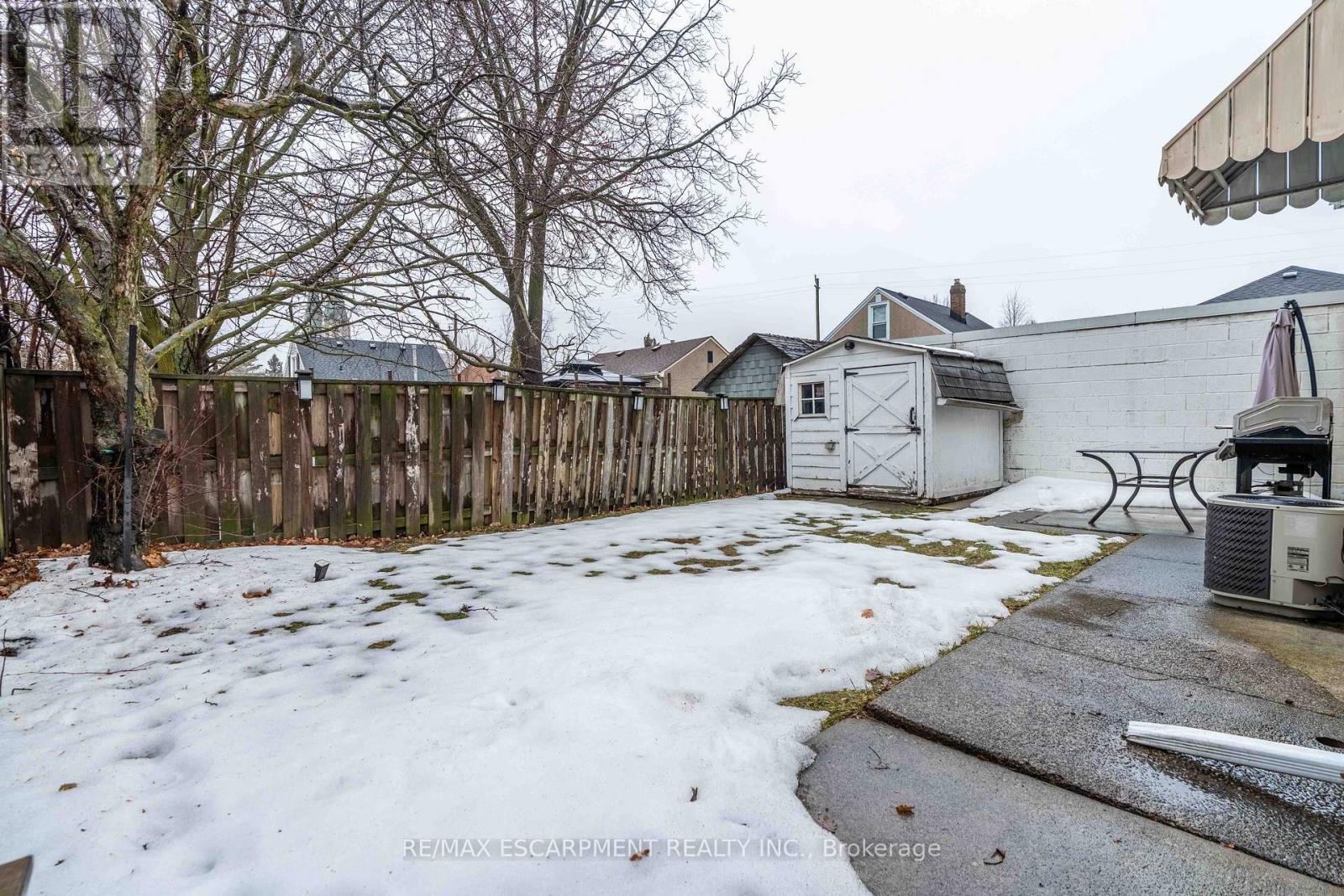 35 Charles Avenue, St. Catharines, ON - Outdoor