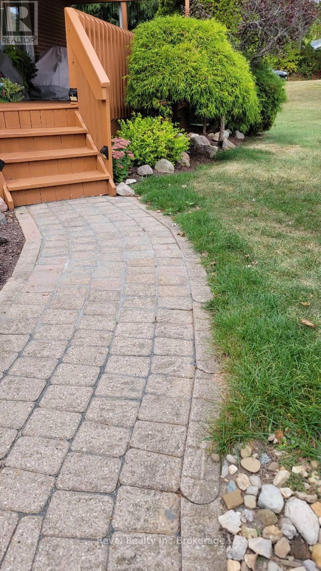 83 Frederick Street, Woodstock (Woodstock - North), ON - Outdoor