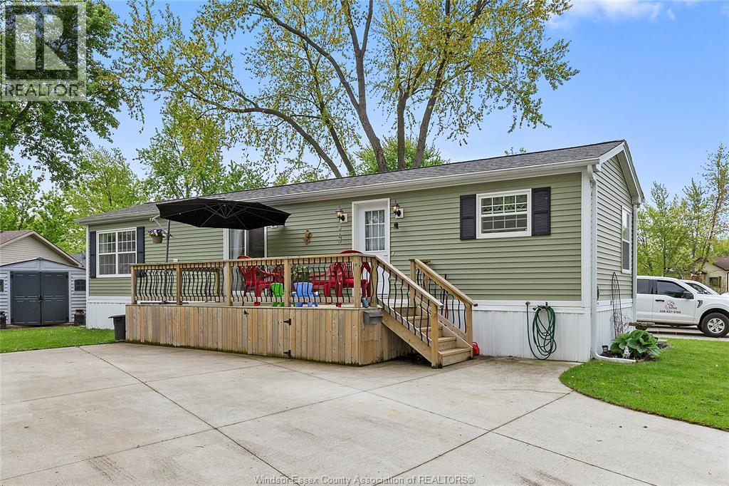 191 Steven Court, Essex, ON - Outdoor With Deck Patio Veranda With Exterior