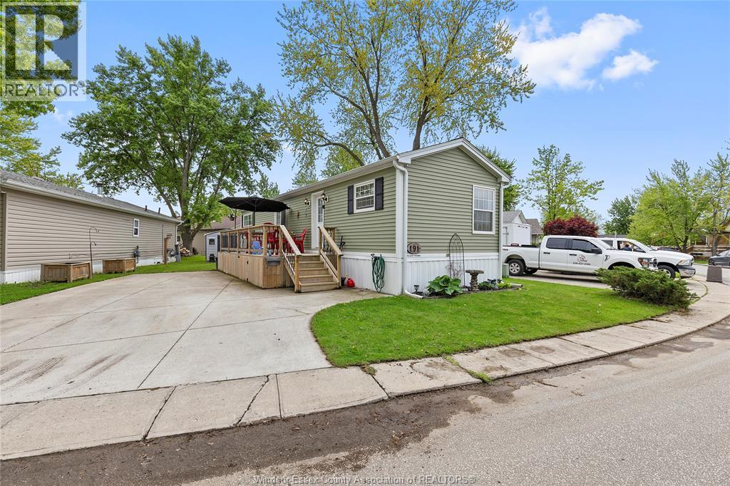 191 Steven Court, Essex, ON - Outdoor