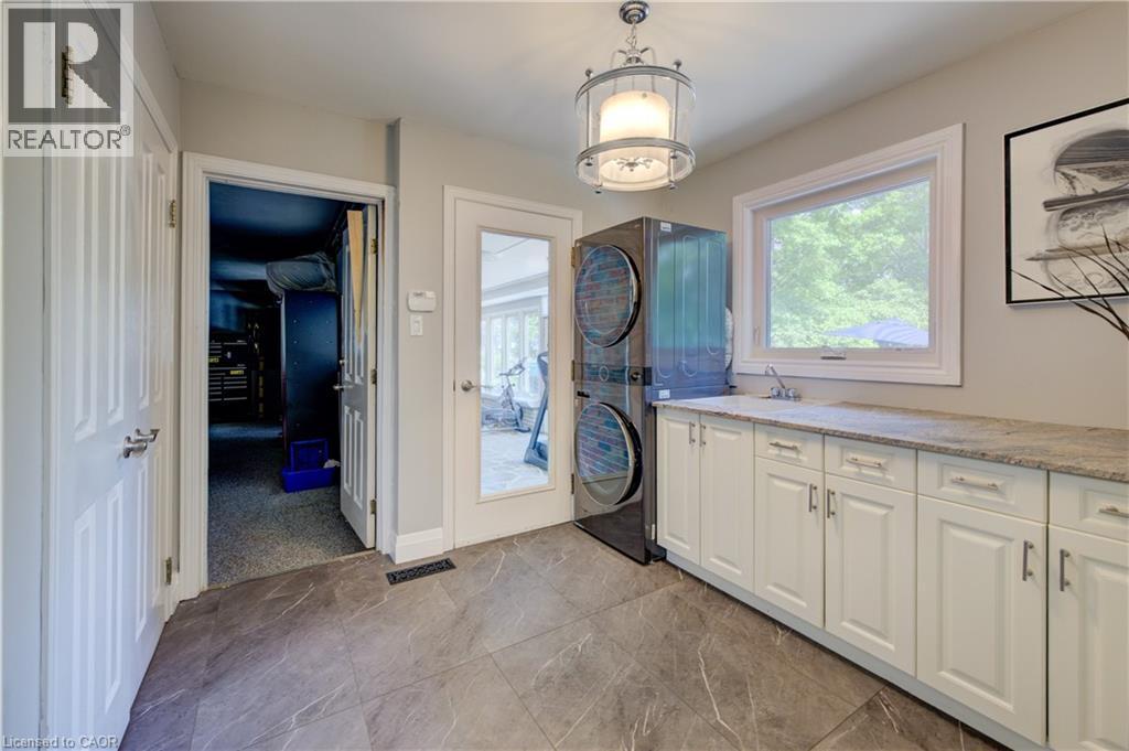 2080 Beaverdale Road, Cambridge, ON - Indoor