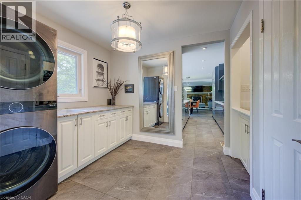 2080 Beaverdale Road, Cambridge, ON - Indoor Photo Showing Laundry Room