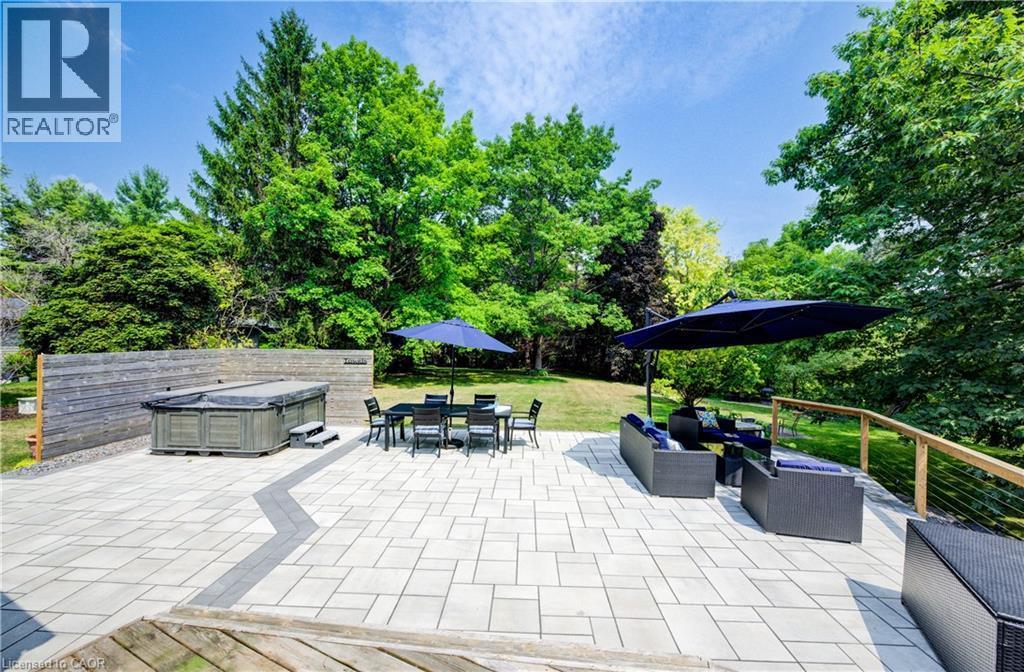 2080 Beaverdale Road, Cambridge, ON - Outdoor With Deck Patio Veranda