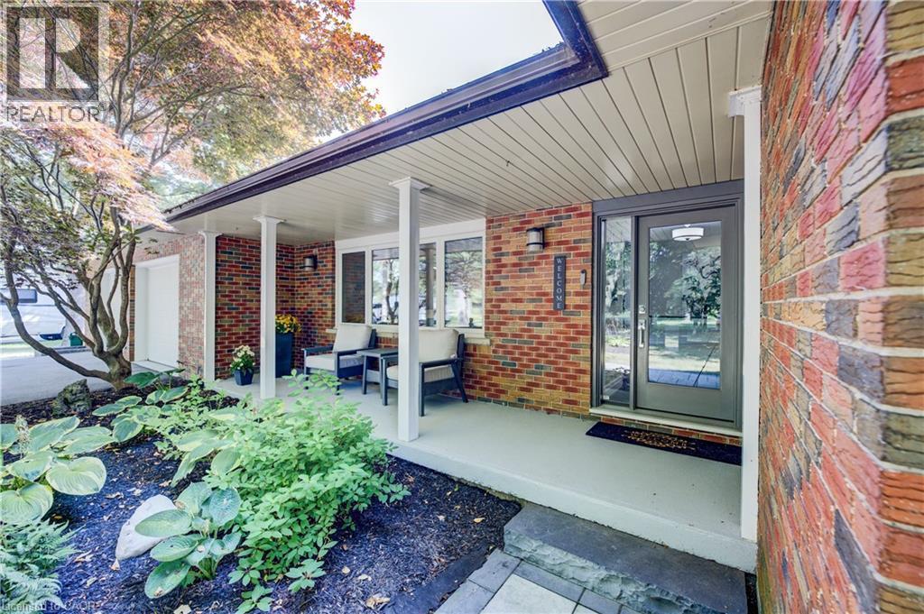 2080 Beaverdale Road, Cambridge, ON - Outdoor With Deck Patio Veranda
