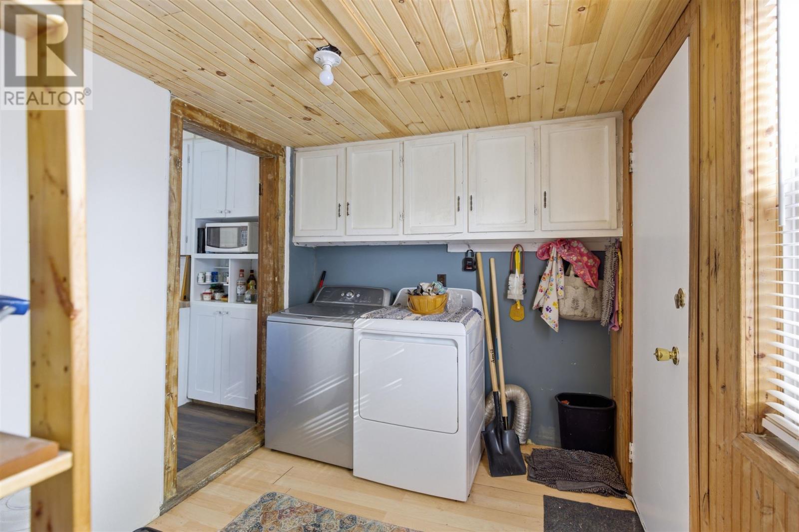 49 Hawthorne Ave, Sault Ste. Marie, ON - Indoor Photo Showing Laundry Room