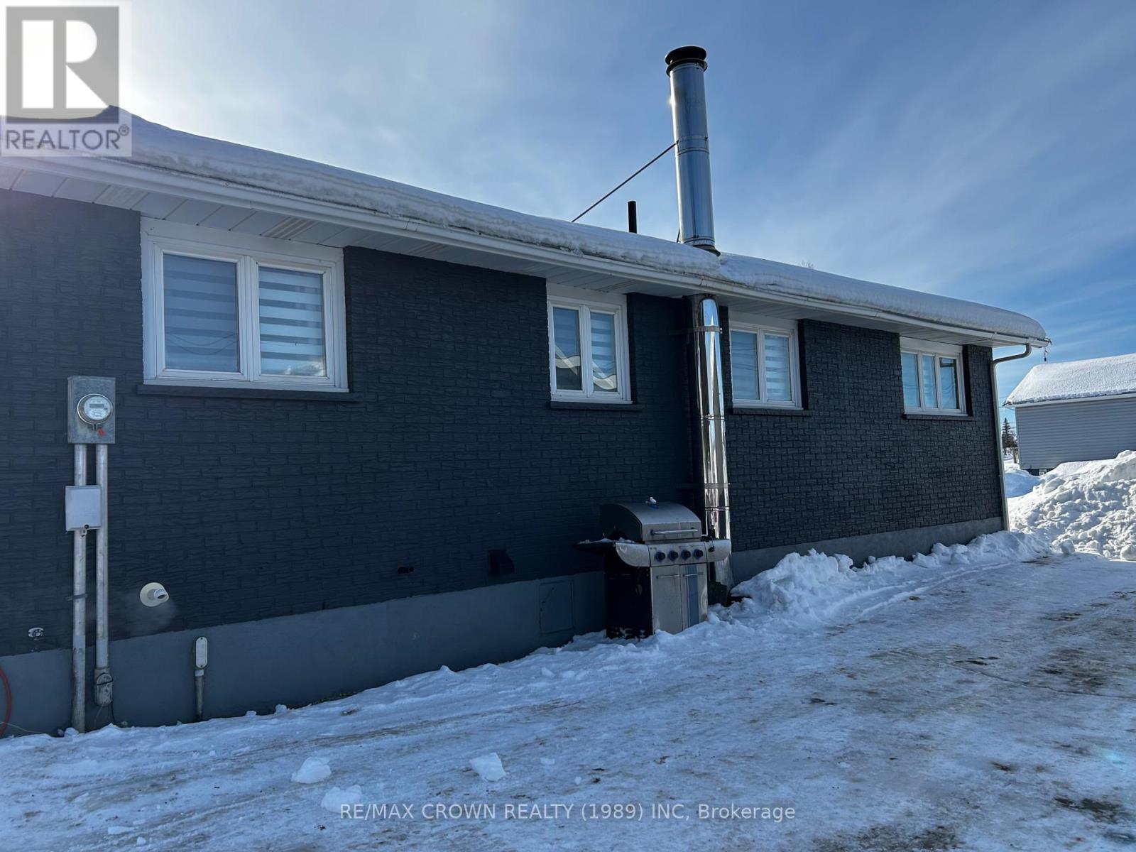 back of home - 448 Government Road E, Kapuskasing, ON - Outdoor