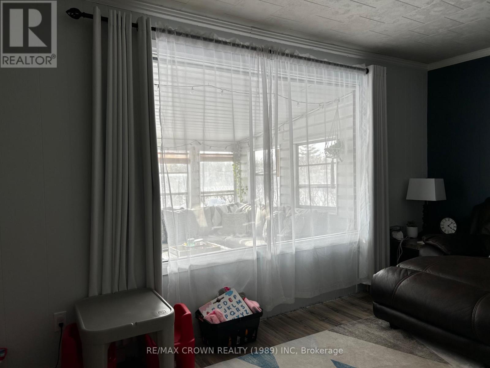 living room - 448 Government Road E, Kapuskasing, ON - Indoor