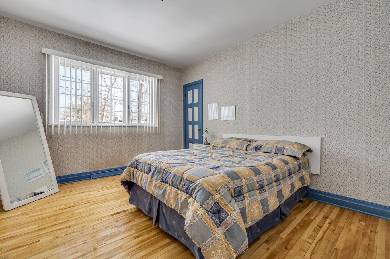 Chambre à coucher - 2759 Rue Du Mont-Royal, Québec (Sainte-Foy/Sillery/Cap-Rouge), QC - Indoor Photo Showing Bedroom
