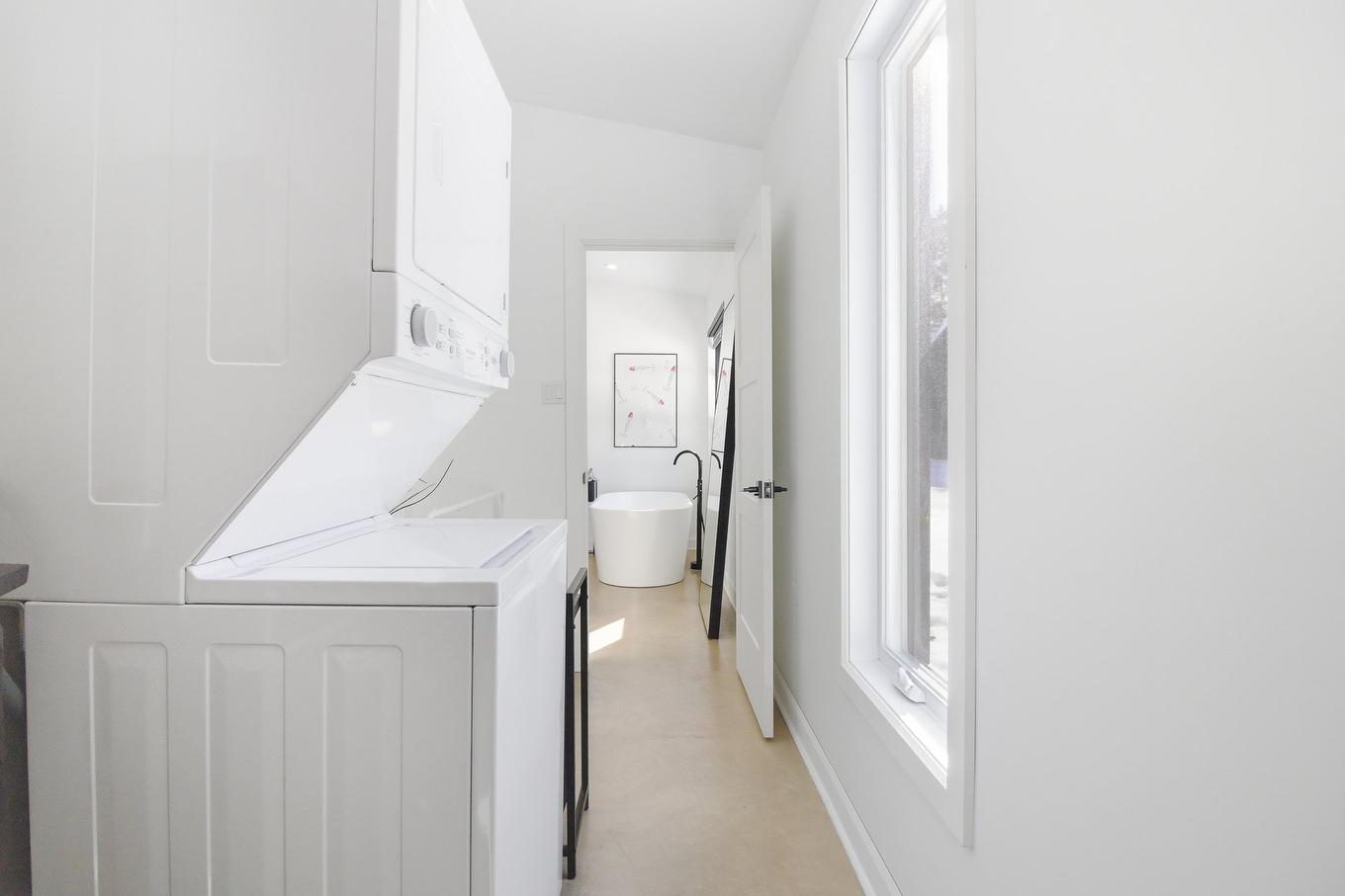 Laundry room - 57 Ch. Du Poisson-Blanc, Notre-Dame-Du-Laus, QC - Indoor Photo Showing Laundry Room