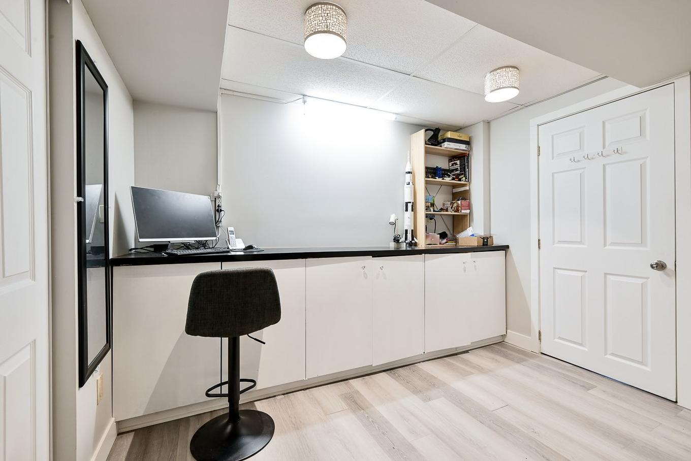 Chambre à coucher - 111 Rue Jubilee, Longueuil (Greenfield Park), QC - Indoor Photo Showing Other Room