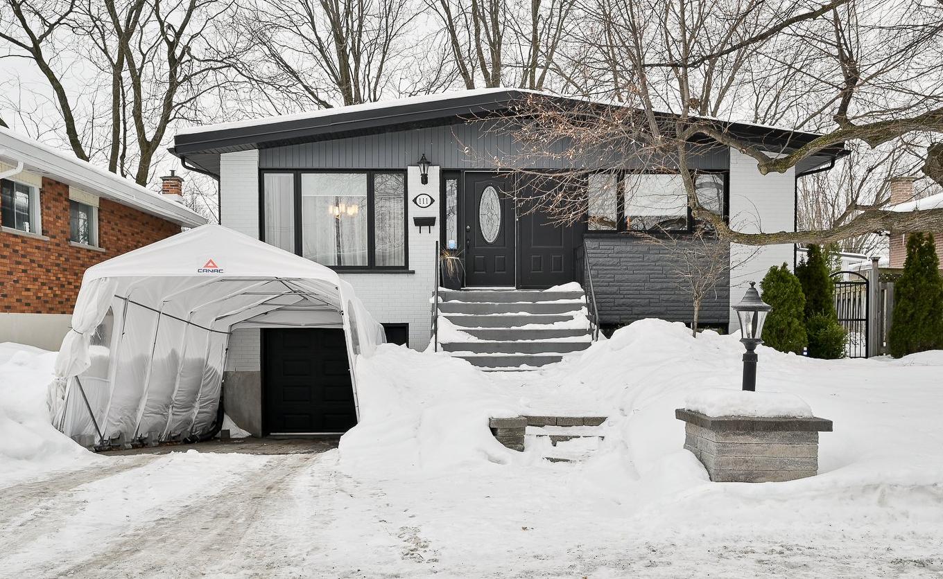 Façade - 111 Rue Jubilee, Longueuil (Greenfield Park), QC - Outdoor