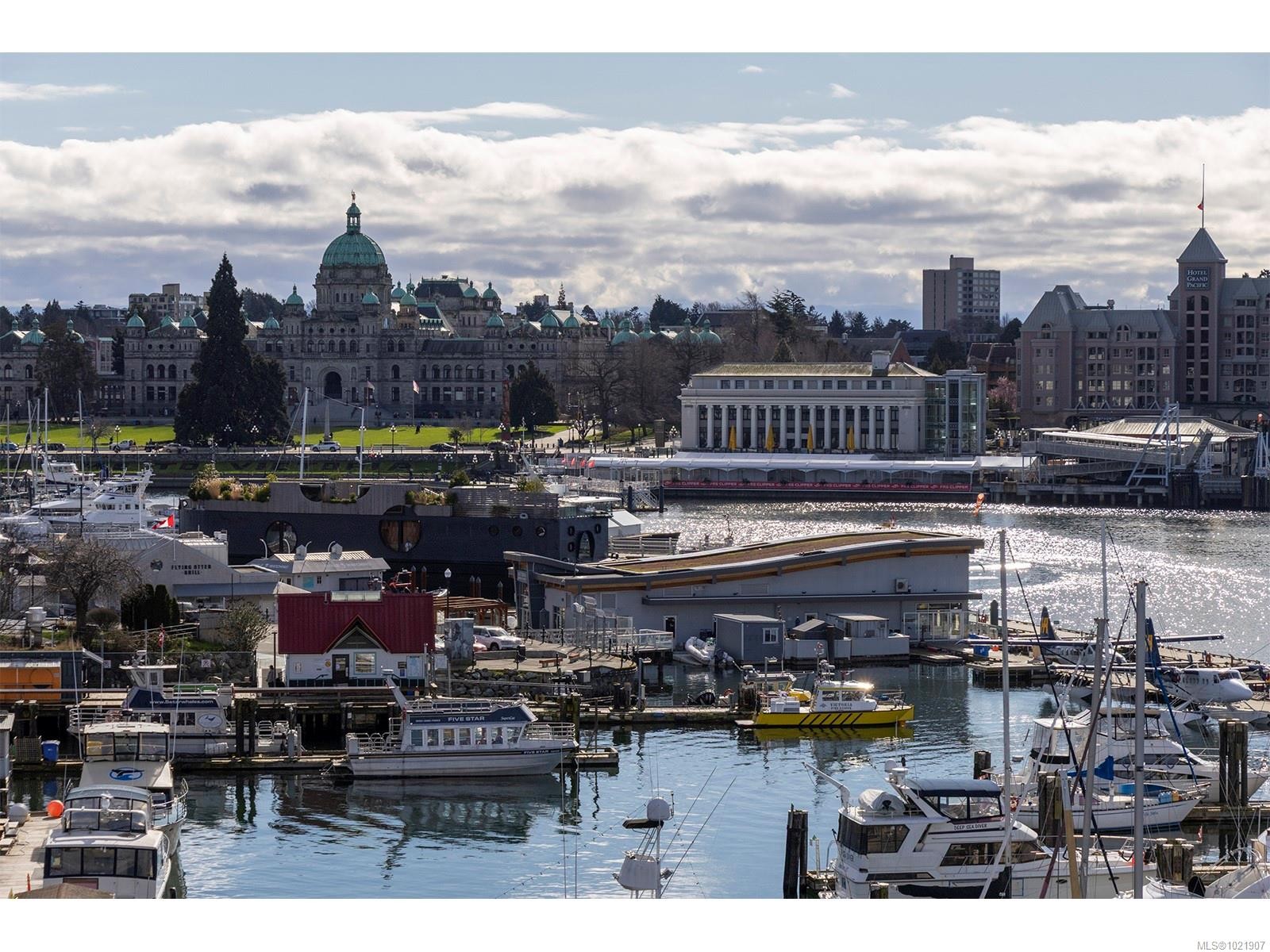 606-1234 Wharf St, Victoria, BC - Outdoor With Body Of Water With View